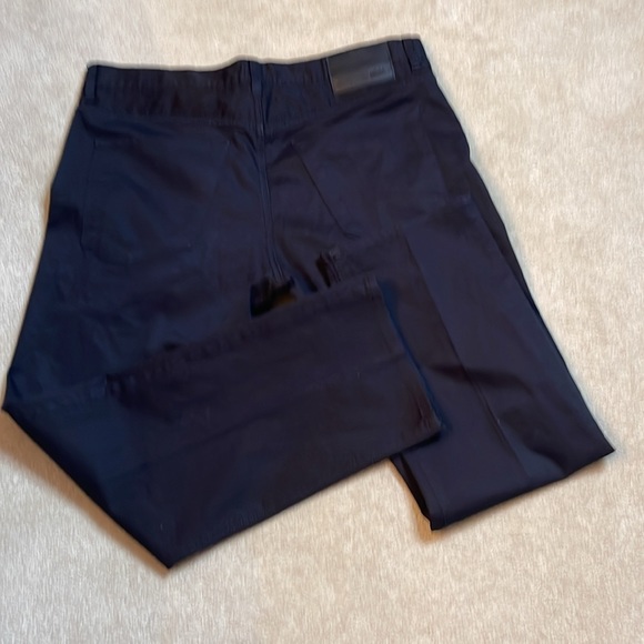 Hugo Boss pants - Picture 5 of 6